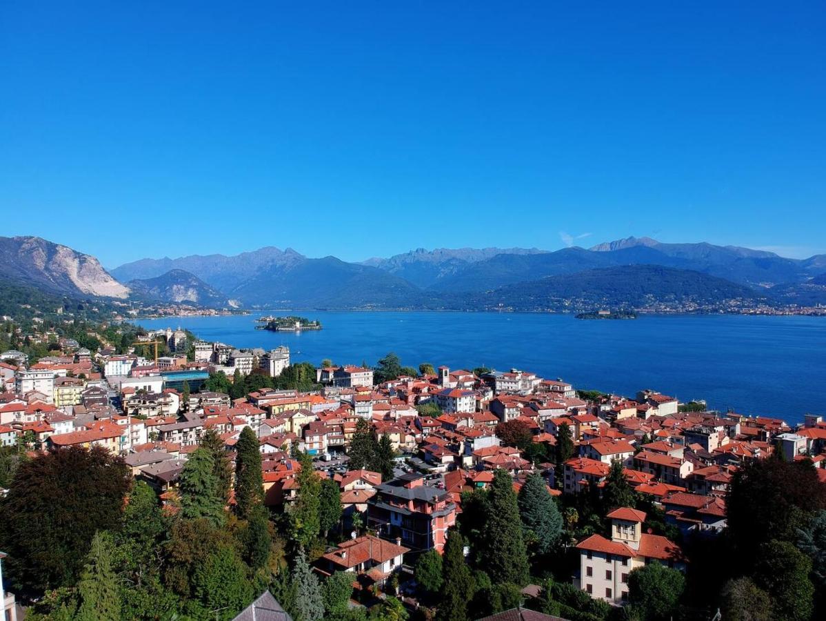 L'Ortensia Della Villa Isabella, Camera Con Vista Lago, Balcone Sul Parco E Bagno Esclusivo All'Esterno Della Camera Stresa Extérieur photo