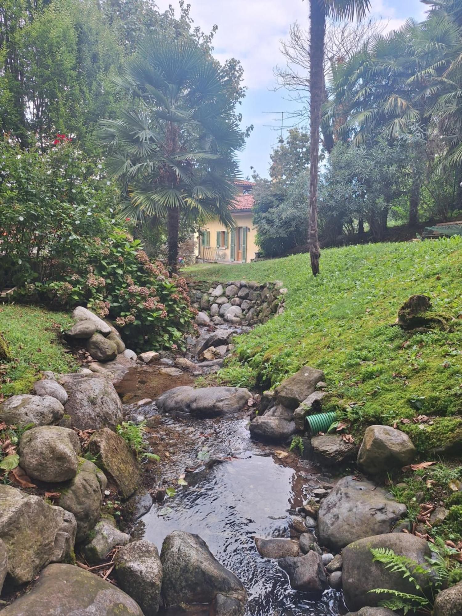 L'Ortensia Della Villa Isabella, Camera Con Vista Lago, Balcone Sul Parco E Bagno Esclusivo All'Esterno Della Camera Stresa Extérieur photo